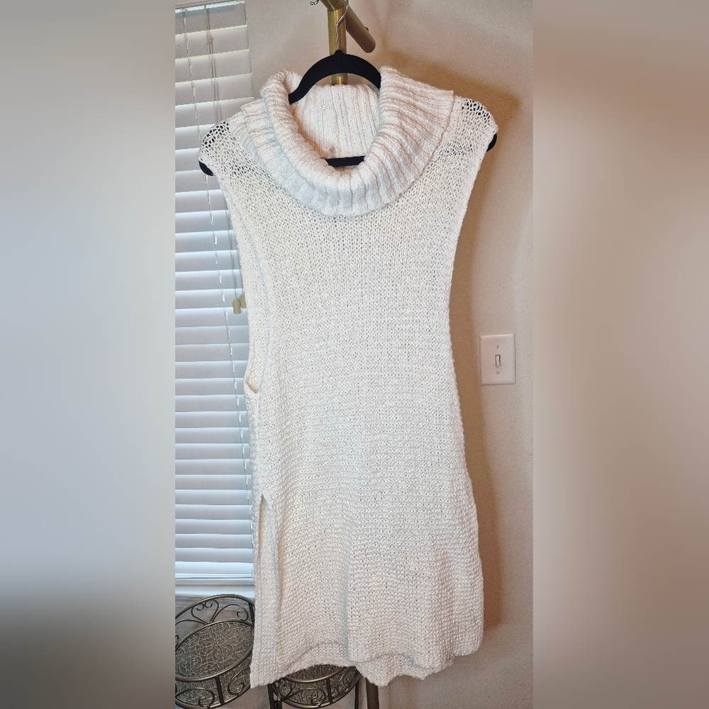 FREE PEOPLE White Horses Ivory Tunic Sleeveless Mock Kneck Sweater Size S - Picture 2 of 4